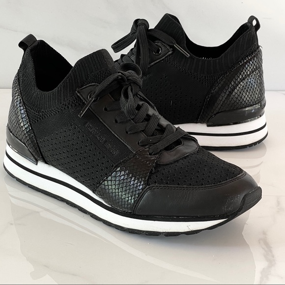 Michael Kors Billie trainer black lace up wedge perforated / snake embossed 8 - Picture 1 of 9